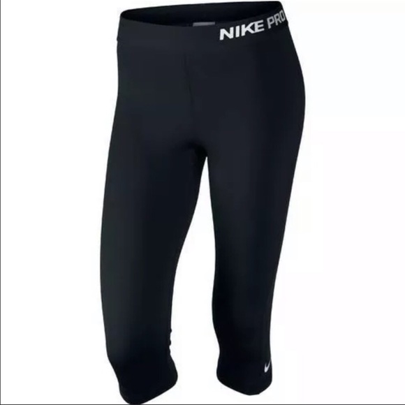 Nike Pants - Nike Pro Training Capris Pants 589366-010 Leggings Sz M